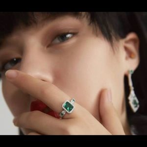 Vintage Jewelry Earrings & Ring